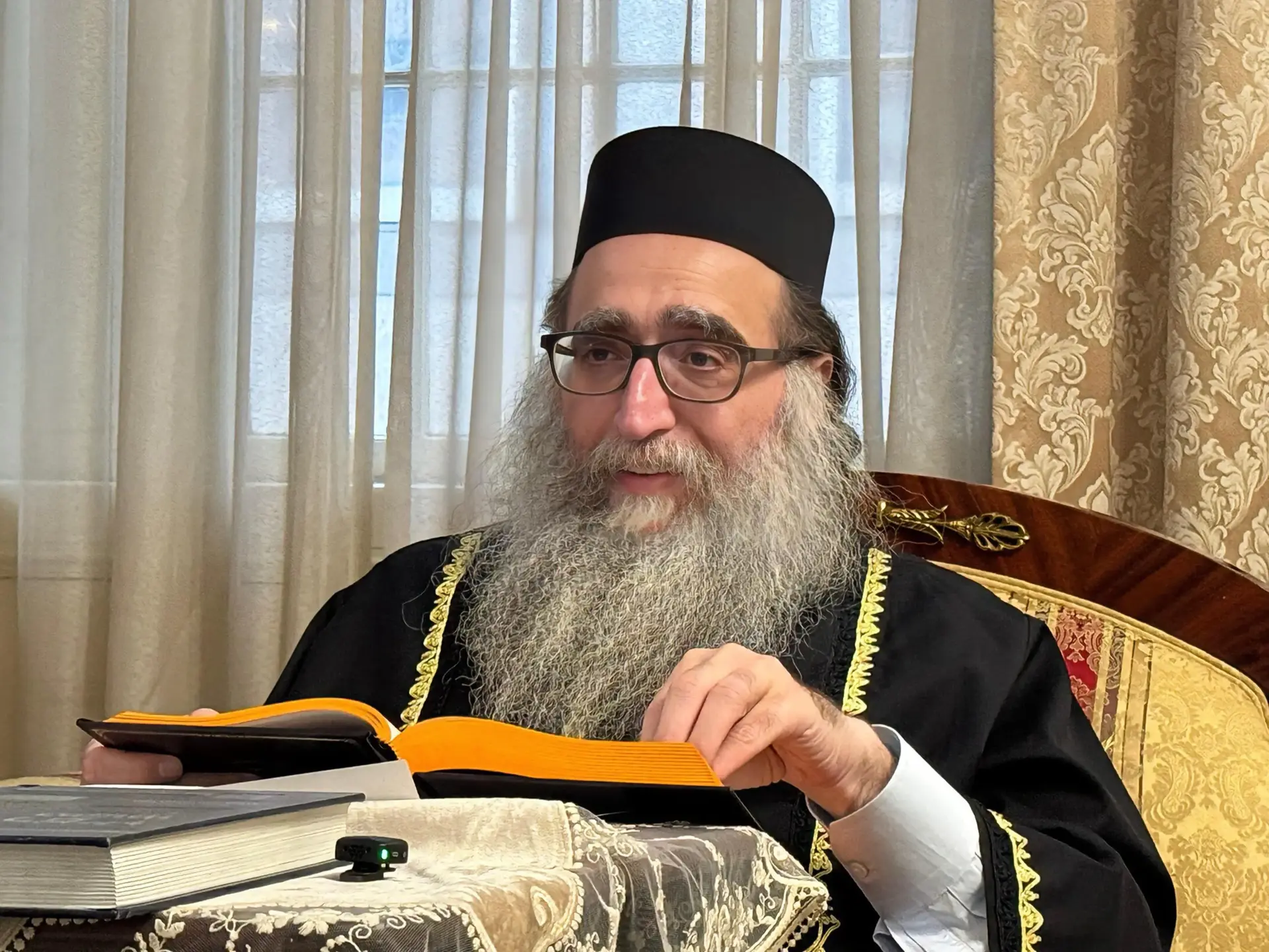 הכוח של המעשים: הרב פינטו מחזק את לוס אנג'לס