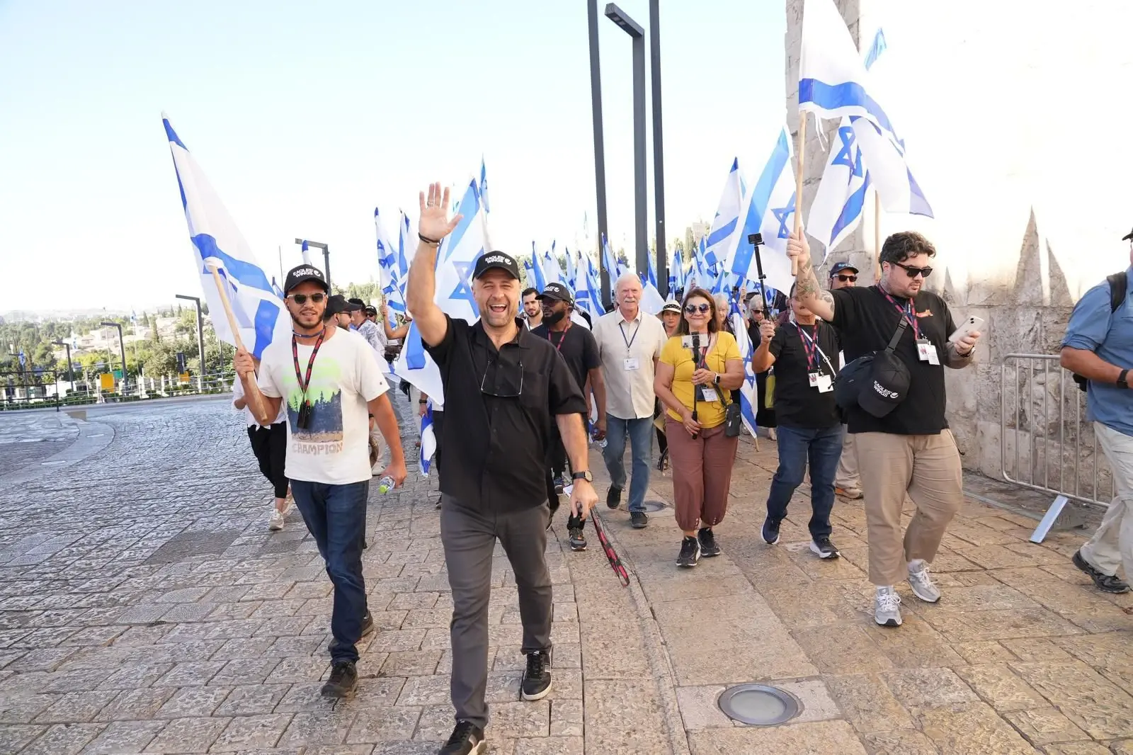 על רקע הצונאמי המדיני, הבישוף האמריקני מתריע: ״בקרוב נאבד את תמיכת הדור הצעיר האוונגליסטי בישראל״