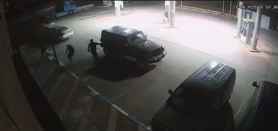 תיעוד: כנופיית הרוביקון פורצת לתחנת דלק - ובורחת מהשומר
