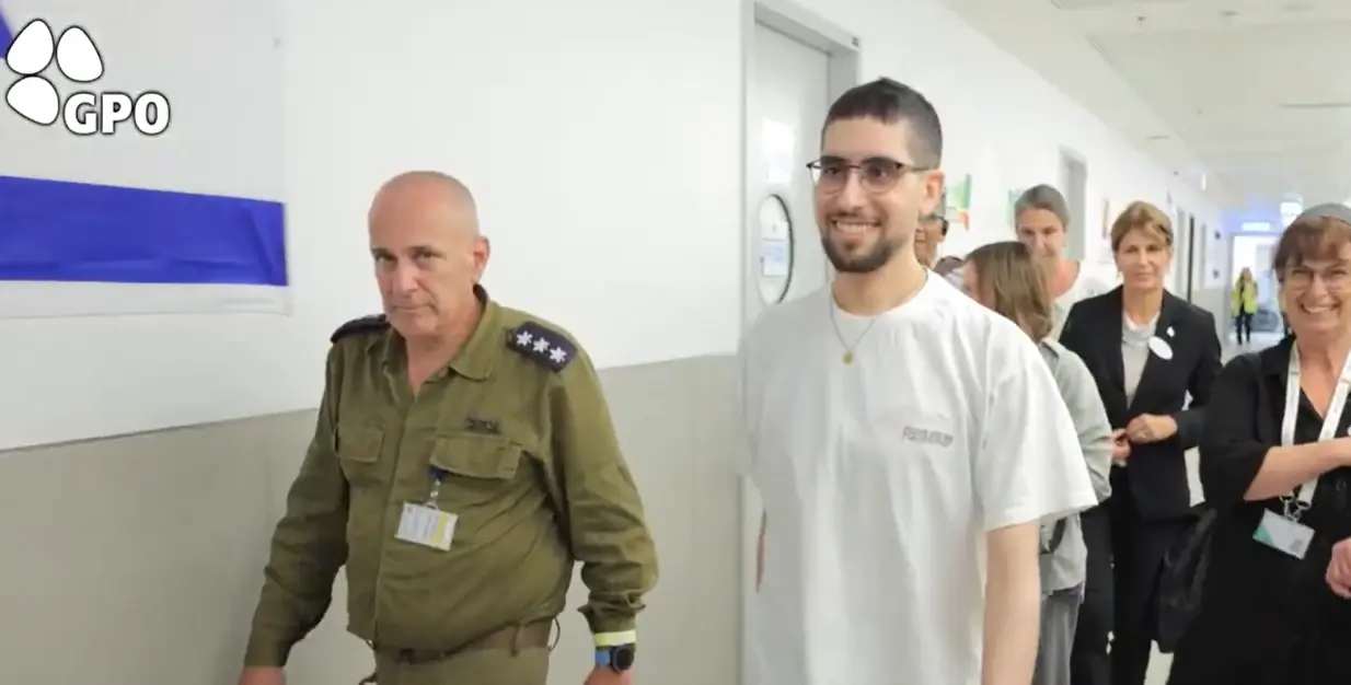 לראשונה מזה שנתיים: אביתר דוד מבלה את ארוחת השישי עם משפחתו