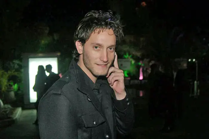 ליאור סושרד מתפשט