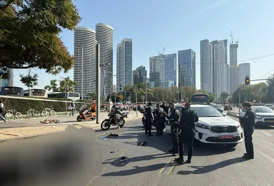 הקטל בכבישים: רוכב אופניים נהרג בתאונה במעורבות אופנוע בתל אביב