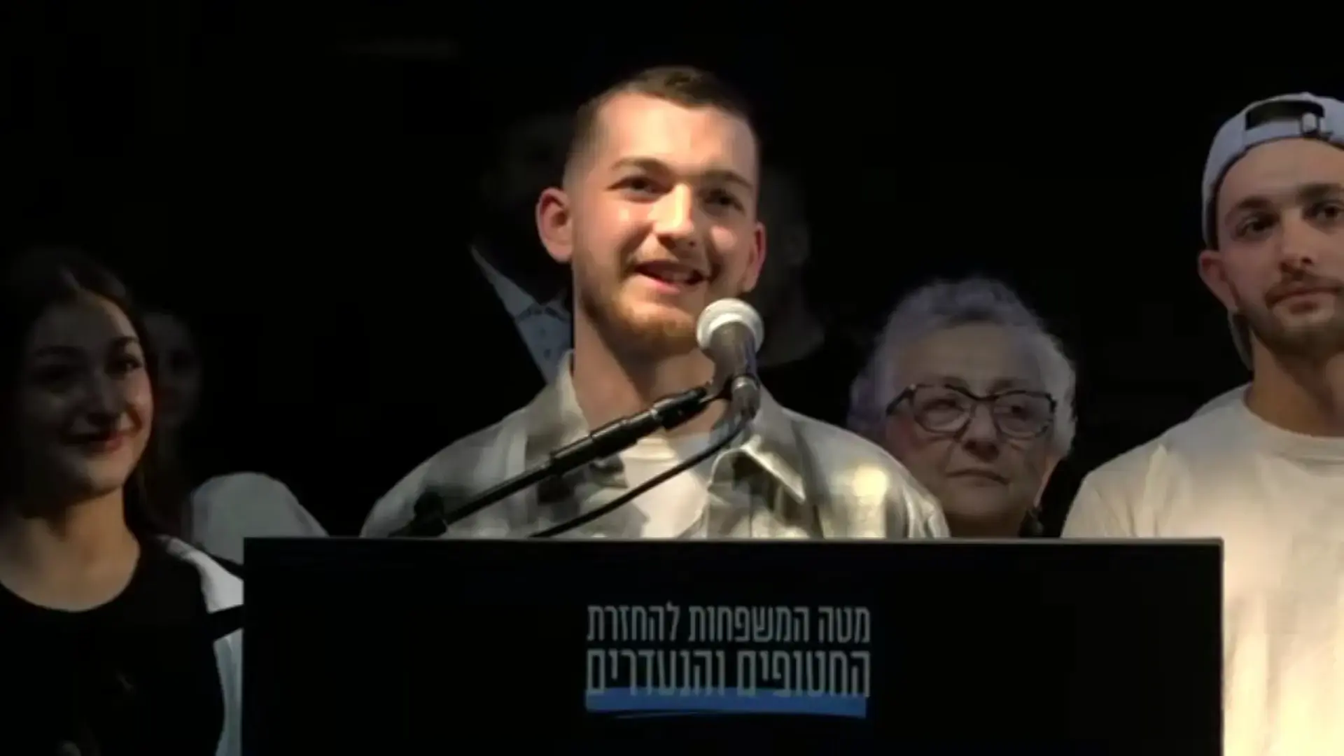 שורד השבי בר קופרשטיין בנאום ראשון: "אחים שלנו עוד שם"