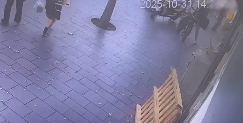 חבילות של שטרות באמצע הרחוב: כך הסתבך שוד של מאות אלפי דולרים