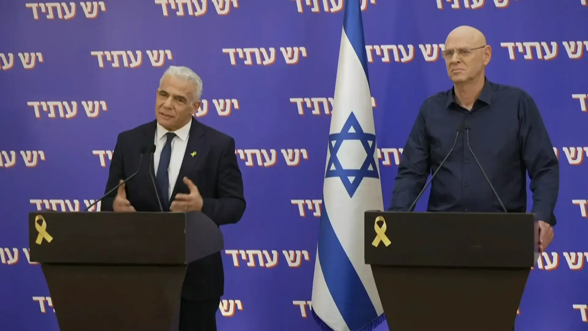 לפיד משיק קמפיין חדש מול שותפיו - בניסיון להחזיר מנדטים ובתקווה בלי לקרוע את החבל