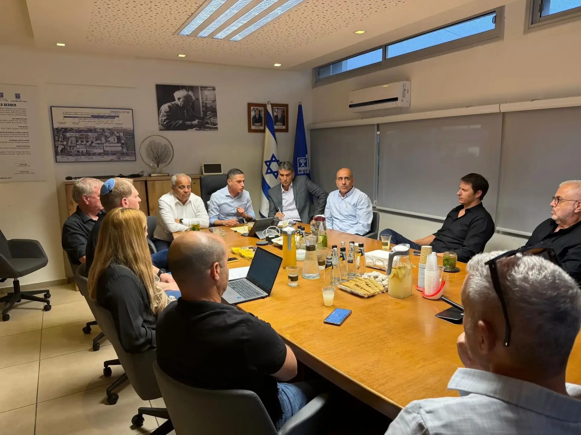 לא הוזמנו לפגישה וכעת הם זועמים: "אנחנו שליש מאוכלוסיית הנגב"