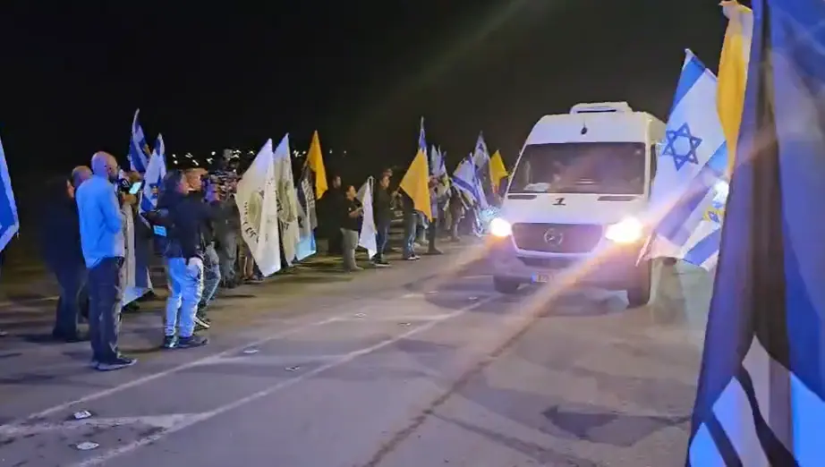 שנתיים לאחר שילדיו חזרו מהשבי: החלל החטוף דרור אור הושב לישראל
