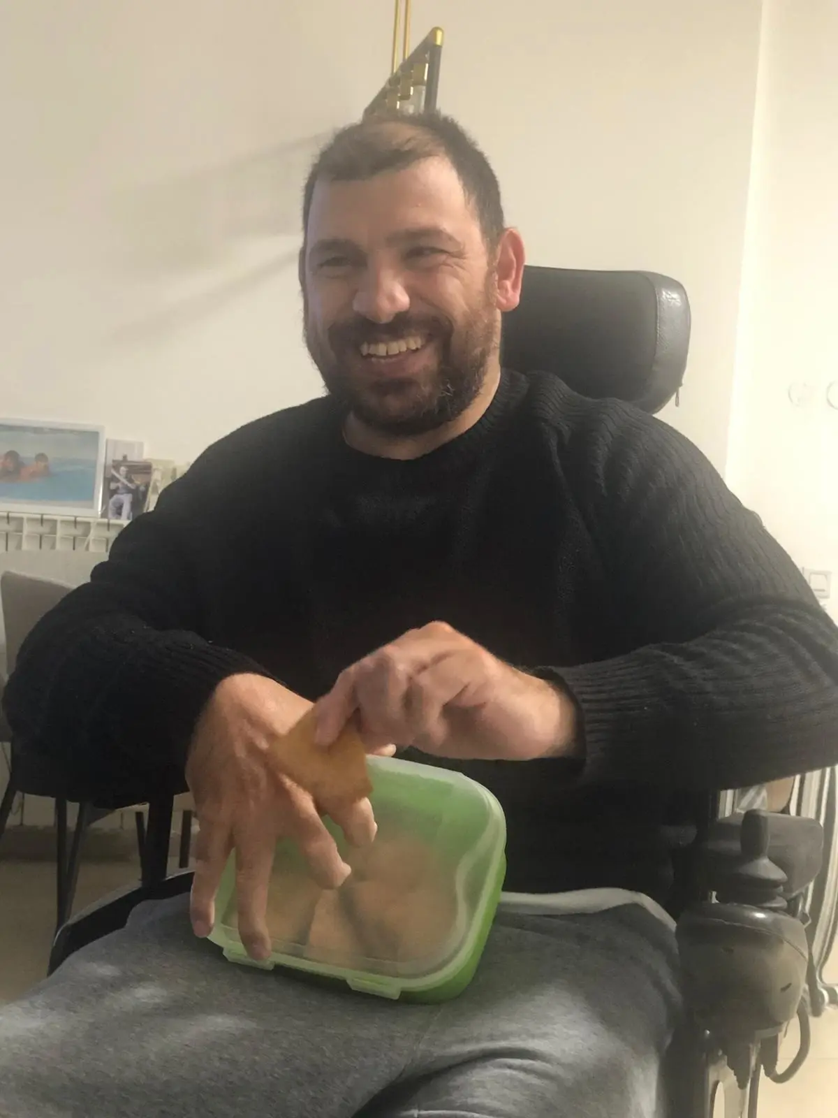 התחזתה למתנדבת וגנבה כסף מנכה שליוותה: "אין שפל מוסרי כזה"