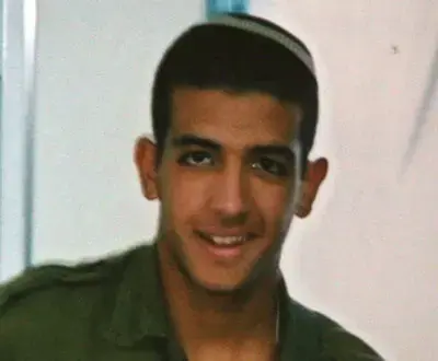 שאלת היום: להמשיך לטייל בשטחים?
