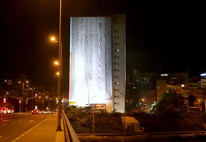 המפרסמים באילון מזלזלים בחוק