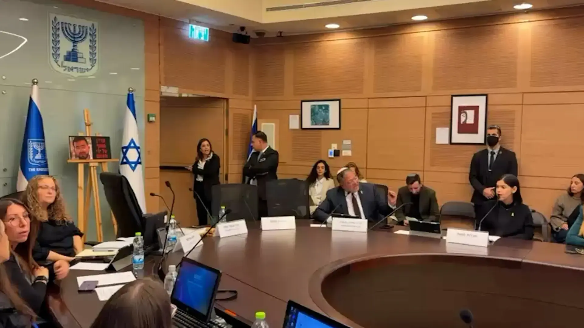 הסיוט שאחרי הסיוט: עדויות קשות מנפגעי המין על החדר האקוטי  - "מדממות מחוץ לחדר"