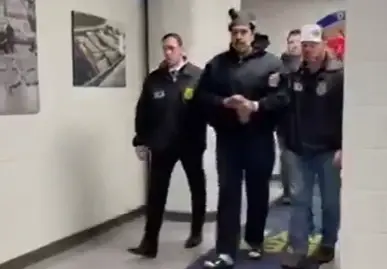 תיעוד ראשון מהכלא: נשיא ונצואלה המודח ניקולס מדורו במסר מארצות הברית