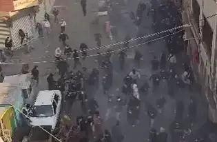 משטרת איראן: "נפעל נגד אחרון הפורעים"; עימותים בבזאר בטהראן