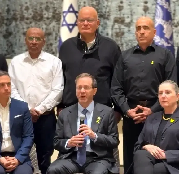 בגלל חשד לניסיון פגיעה בבית הנשיא: חבלנים הוקפצו | הפתק שיצר בהלה - והחשד שנשלל