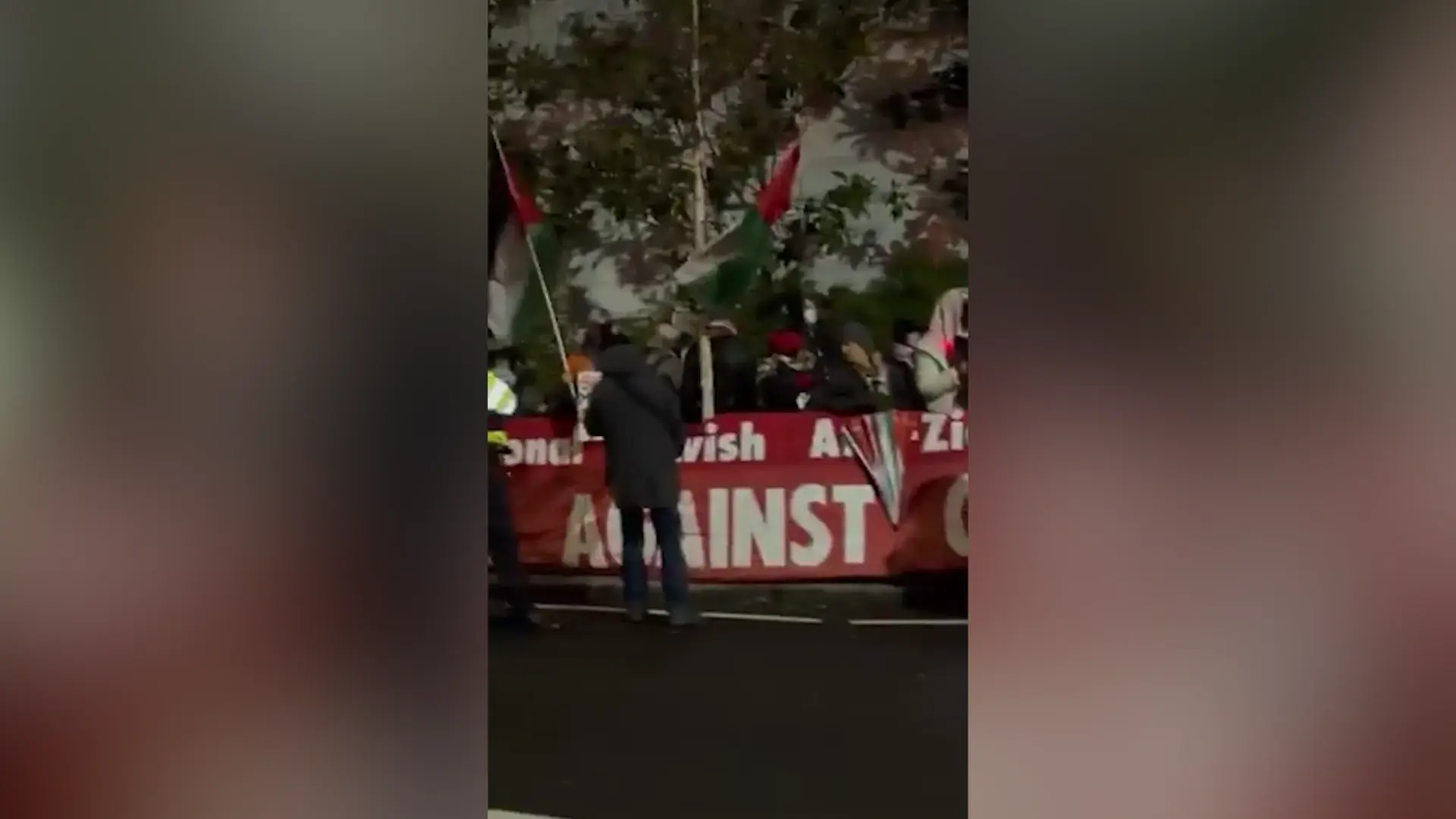 "תאכל חומוס - אבל לא חומוס ישראלי": הפעילות החדשה של פעילי ה-BDS בבריטניה