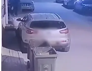 אישום: בן משפחה קילל אותו - אז הוא שרף את רכבו | תיעוד