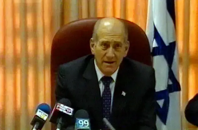 אולמרט: מנהיגי הטרור ימשיכו לחטוף