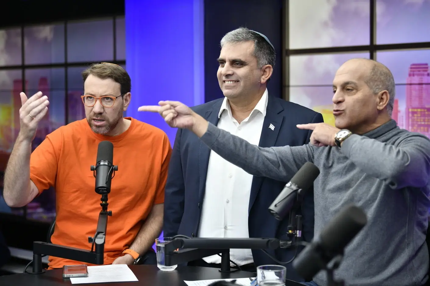 השר שתוקף את הממשלה: "חוק הגיוס הזה לא טוב, כל תכליתו הוא להרוויח זמן"