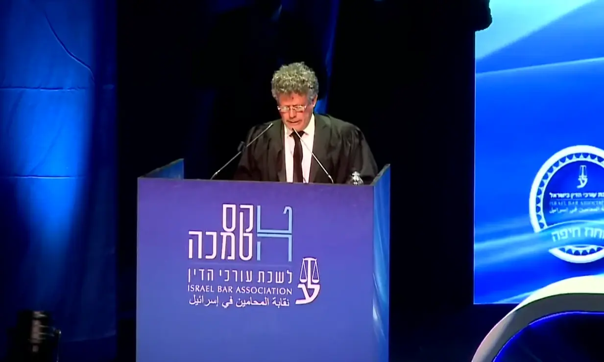 העם צופה ומבין: אין שופט שמטה יותר את כללי המשחק מאשר יצחק עמית | משה כהן-אליה