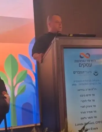 רגע לפני שנעצר, ראש עיריית אשקלון סיפר על המסר שקיבל מאמו: "בכספי ציבור תנהג באחריות"