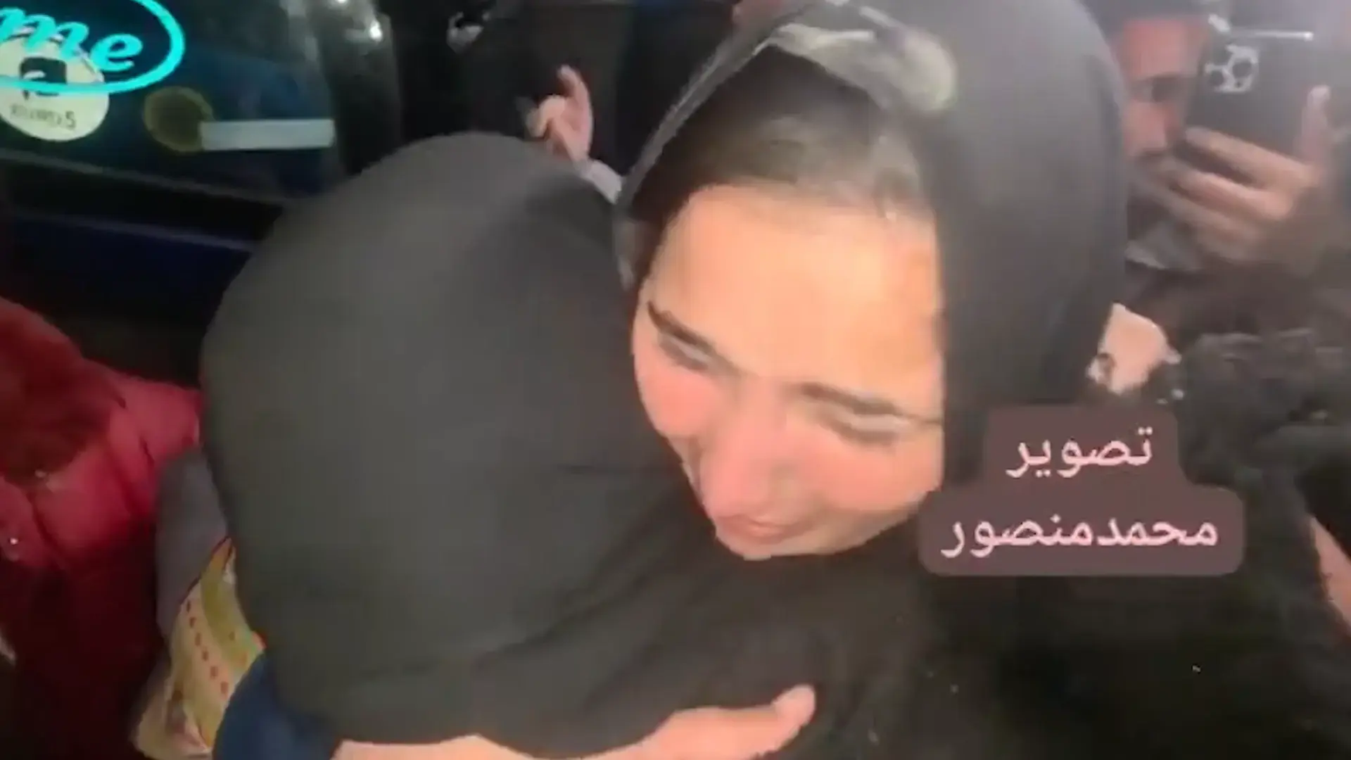 שעתיים חקירה בכניסה לעזה: הפלסטינים שחוזרים לרצועה מגלים שלא הכל עובר חלק