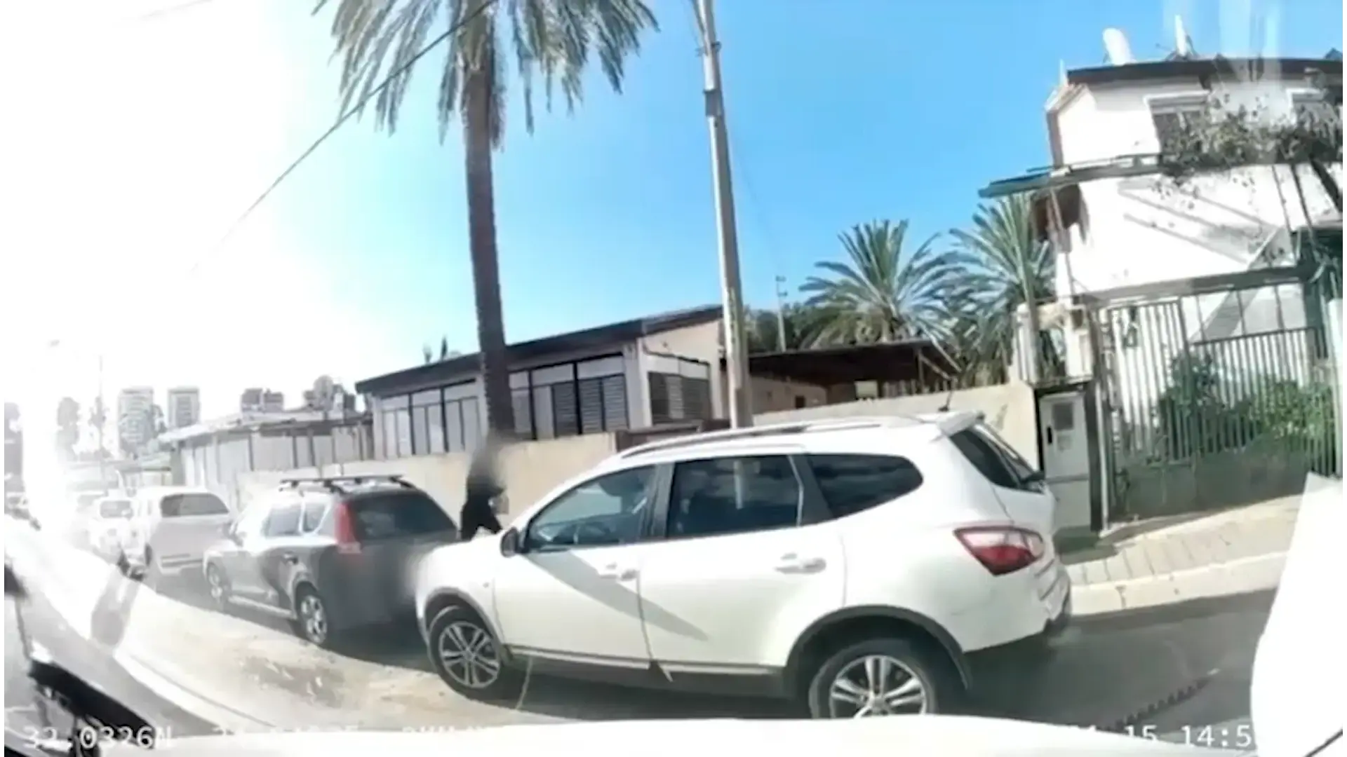 עקבו אחרי הקורבן לשבעה, ניפצו חלון וגנבו חצי מיליון שקל מהרכב