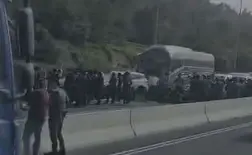 במחאה על מעצר מתנגדי גיוס: קבוצת חרדים קיצוניים חסמו את הכניסות לירושלים