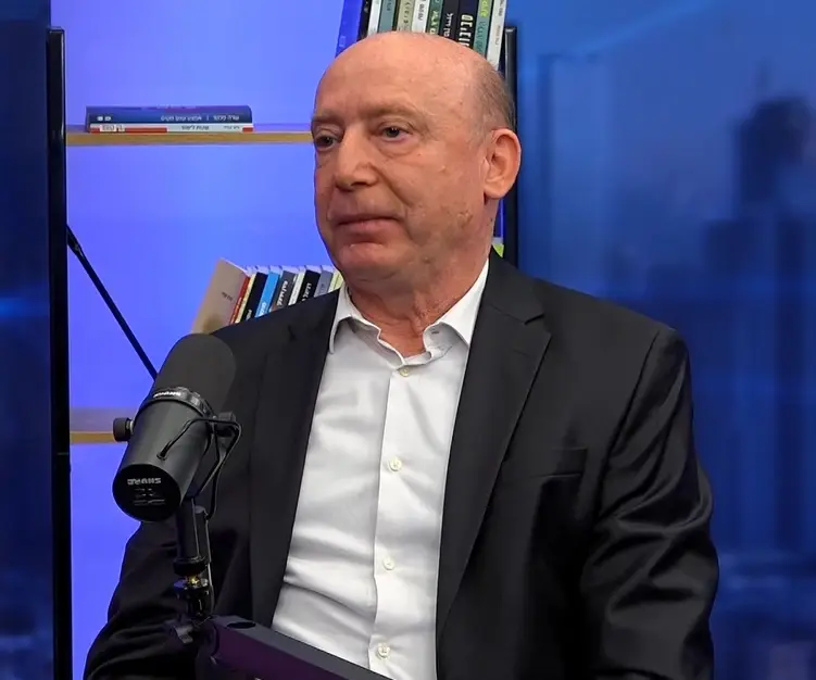 סלפי דקה אחרי ההזרקה? כך הגיל קובע את הטיפול שלכם
