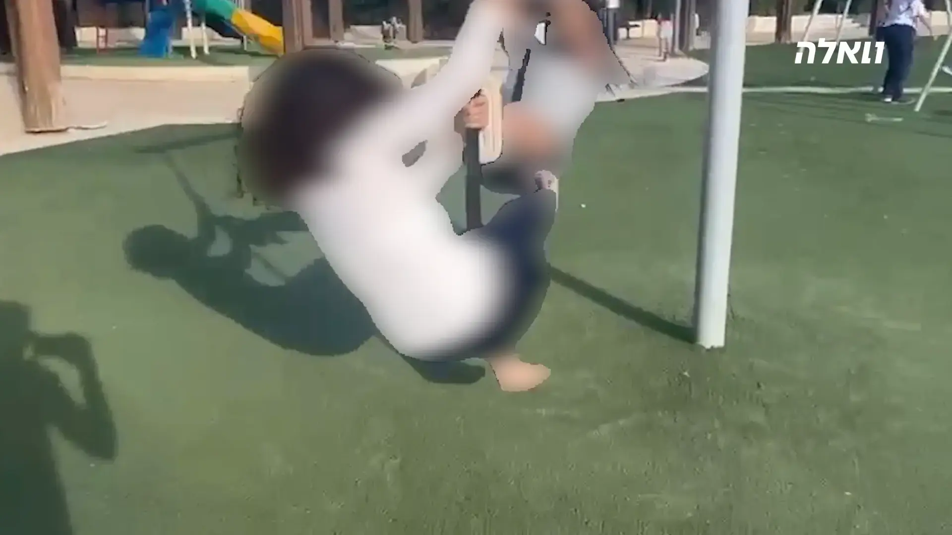 בהלה במודיעין: אישה שיחקה עם ילדות, נגעה באחת מהן והציעה לקחת אותן לצפון