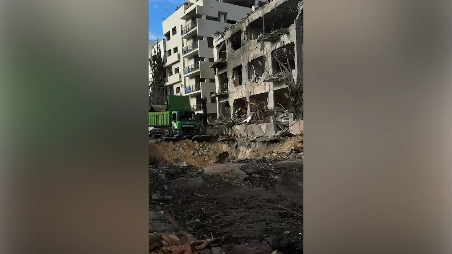 הבניין נפגע מטיל במרכז ת"א, החשוד פרץ לדירות - וגנב רכוש באלפי שקלים