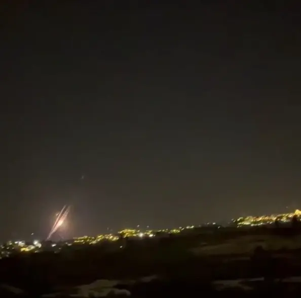 חיזבאללה הצטרף למלחמה: רקטות וכטב"מים שוגרו לצפון, צה"ל הפציץ בדאחיה