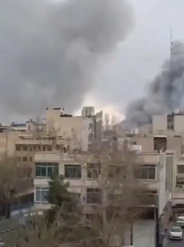 טראמפ מאוכזב מר"מ בריטניה: הוא היה צריך לעזור במלחמה