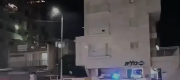 הדליקו זיקוקים בעיצומה של המלחמה: המשטרה עצרה 13 חשודים בבני ברק