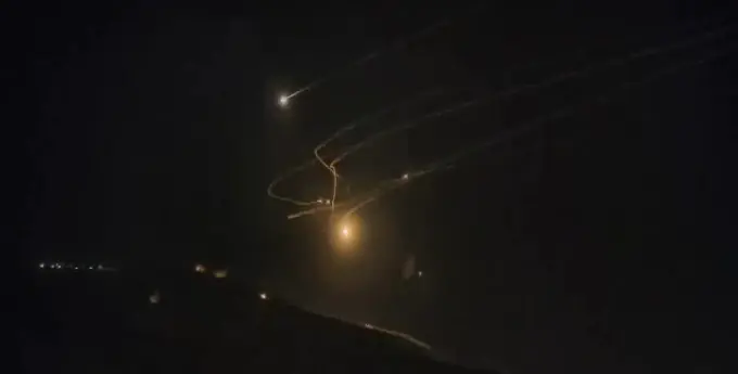 דיווח: אזרחים איראנים מעבירים לישראל מטרות לתקיפה | עדכונים שוטפים