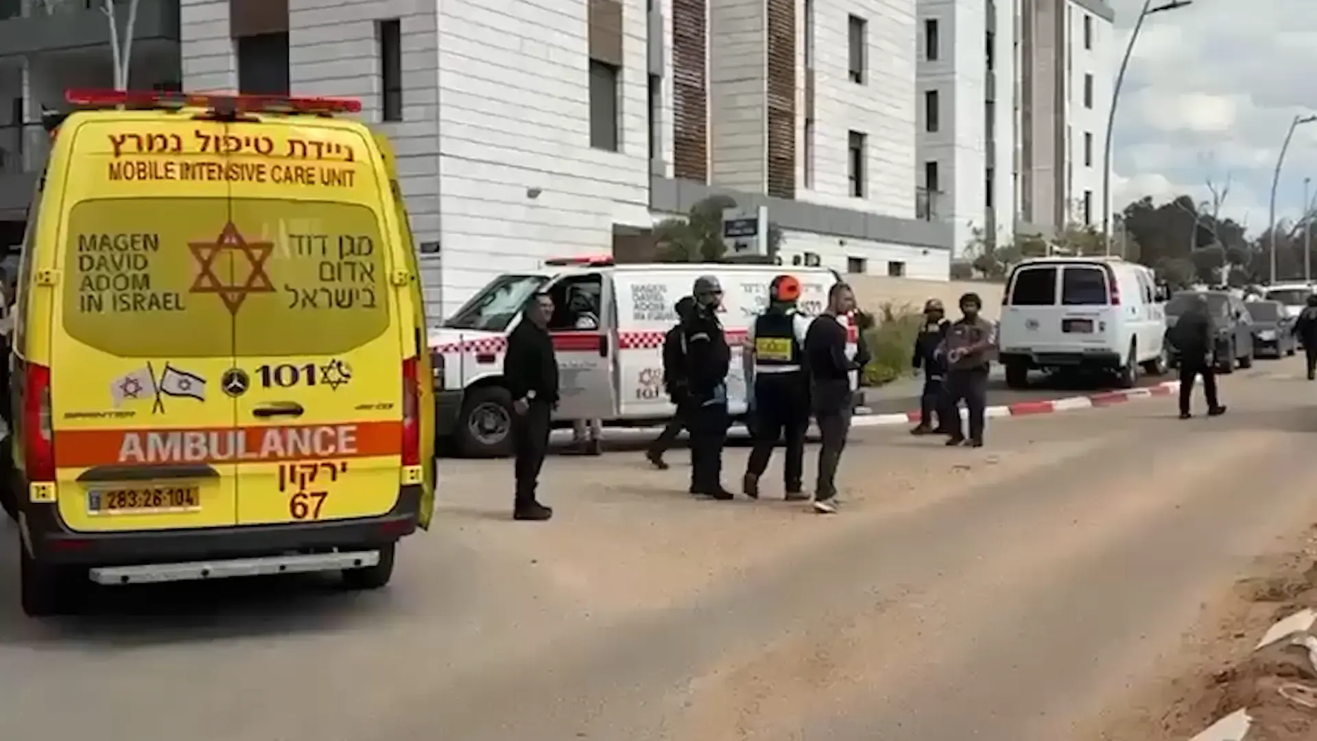 "התחננתי שיכנס למקלט": חתנו של ההרוג מאתר הבנייה ביהוד מספר לראשונה