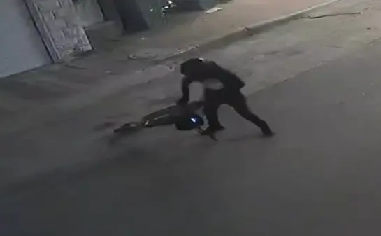"המתכון למאבק בפשיעה": ניסה להשליך רימון הלם - ונתפס על חם