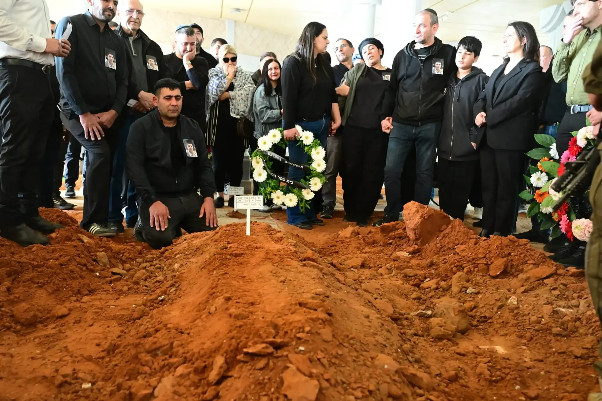 "אני מבטיח לשמור על אמא ועל האחים שלי": בנו בן ה-12 של ההרוג מאתר הבנייה ביהוד נפרד מאביו