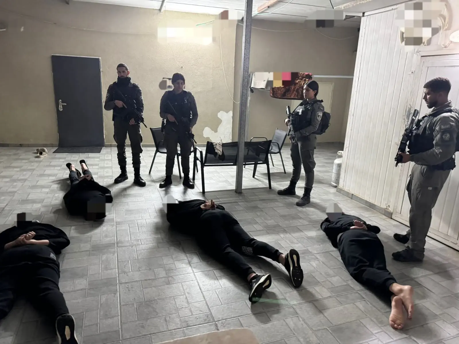 רוכב אופנוע נורה למוות ברמלה; גבר נרצח באום אל-פחם