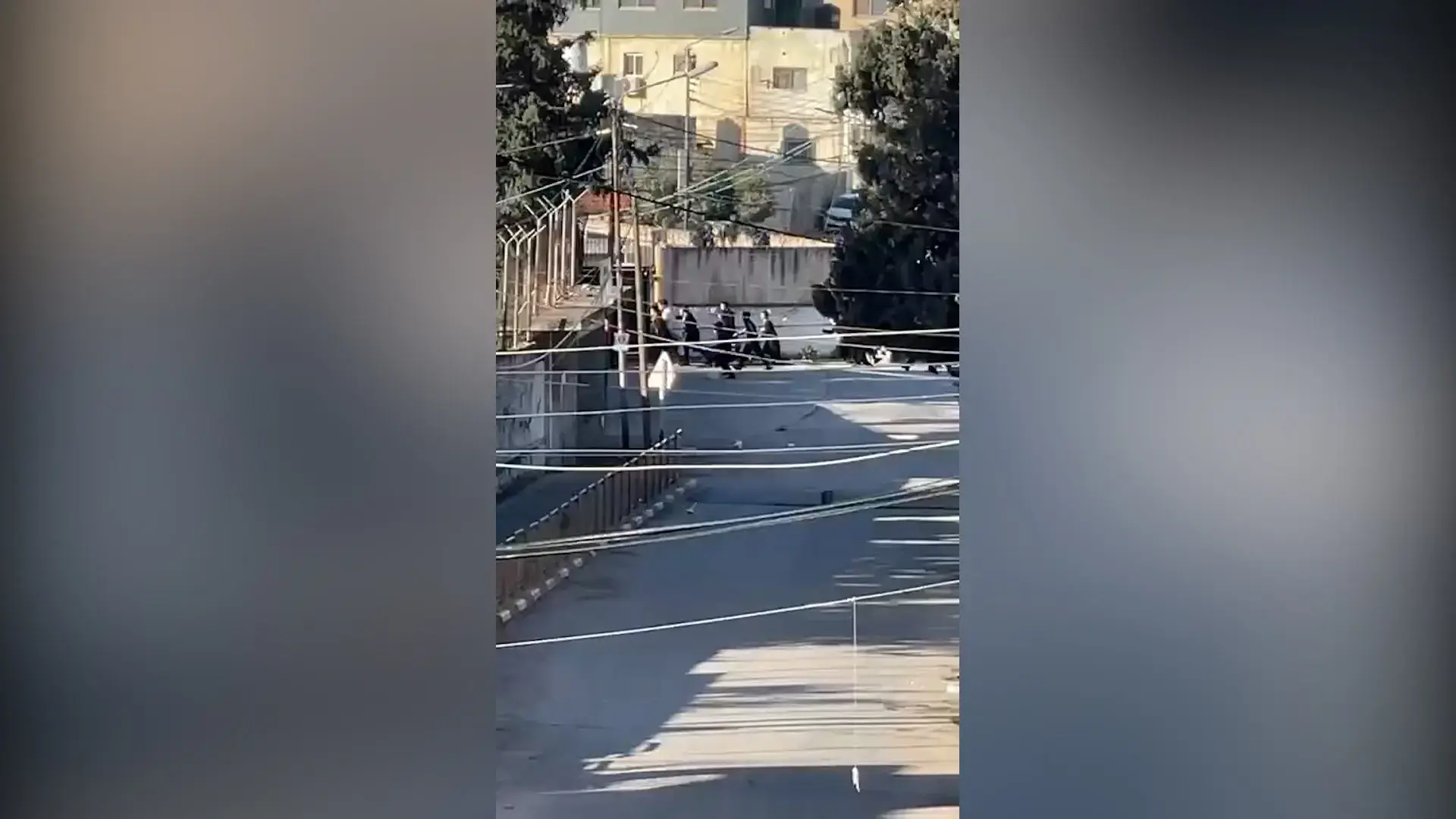 עשרות חסידי ברסלב חצו לשכם ללא תיאום - ומתבצרים בקבר יוסף | תיעוד
