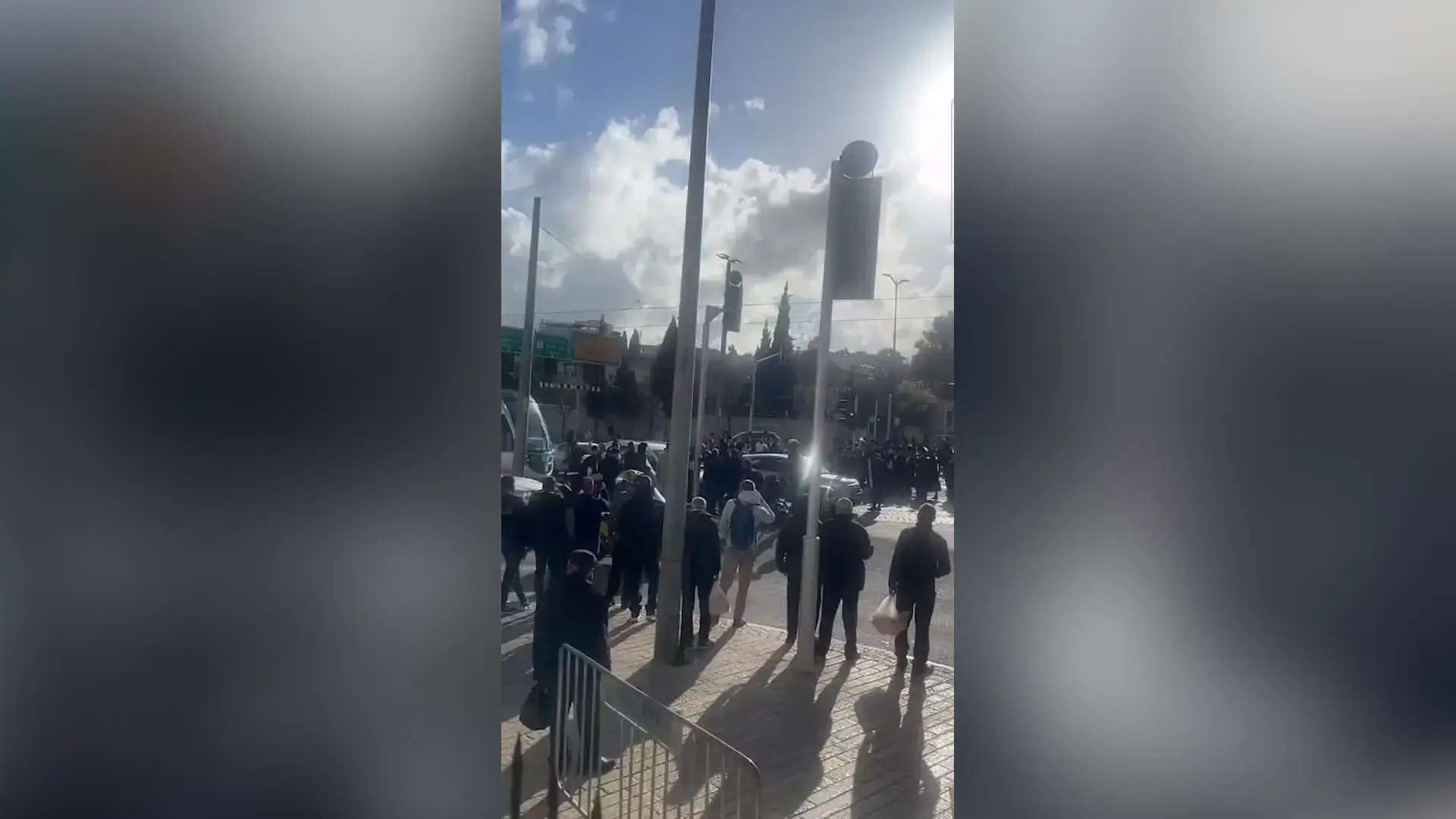 בצל הירי מאיראן: חרדים חסמו את ציר הרכבת הקלה בבירה