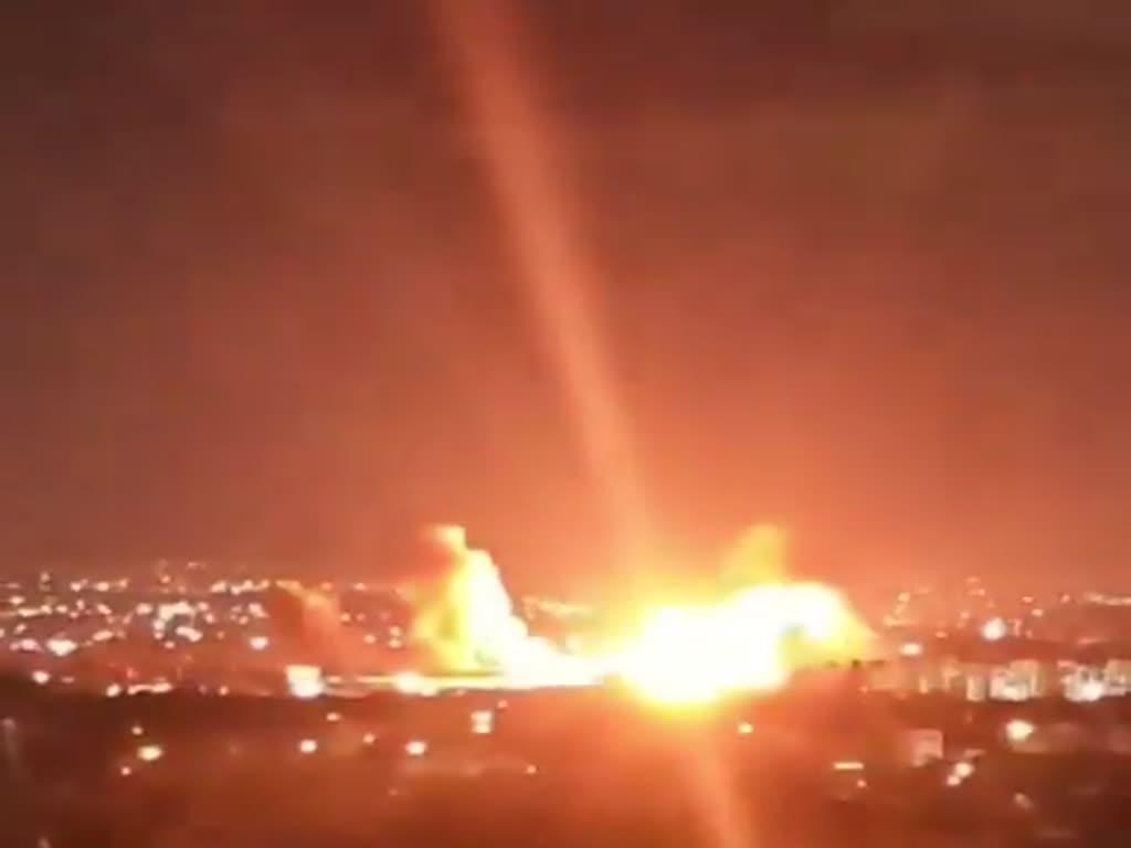 דיווחים באיראן: הרוג ושני פצועים בתקרית "לא מוגדרת" במתחם פטרוכימיה