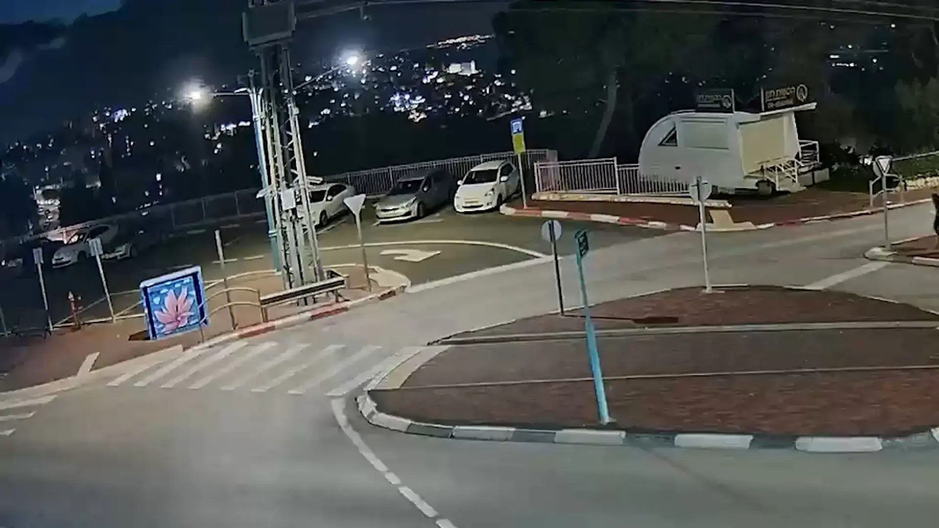 הגיעה להתארח אצל חברים - ובזמן שישנה גנבו לה את הרכב | צפו
