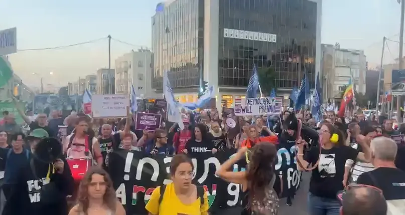 בעקבות התבוסה בבחירות: אורבן פורש מהפרלמנט אחרי 36 שנה