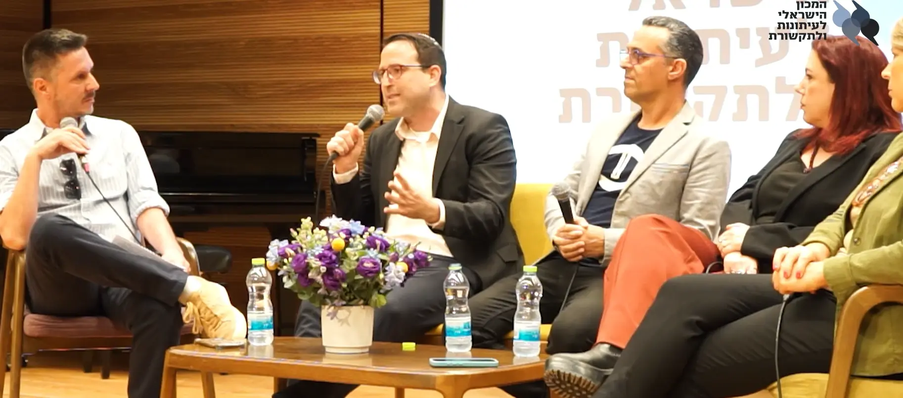 בדרך למפלגת על? השחקנים הפוליטים מהגוש החדש-ישן במגעים קדחניים