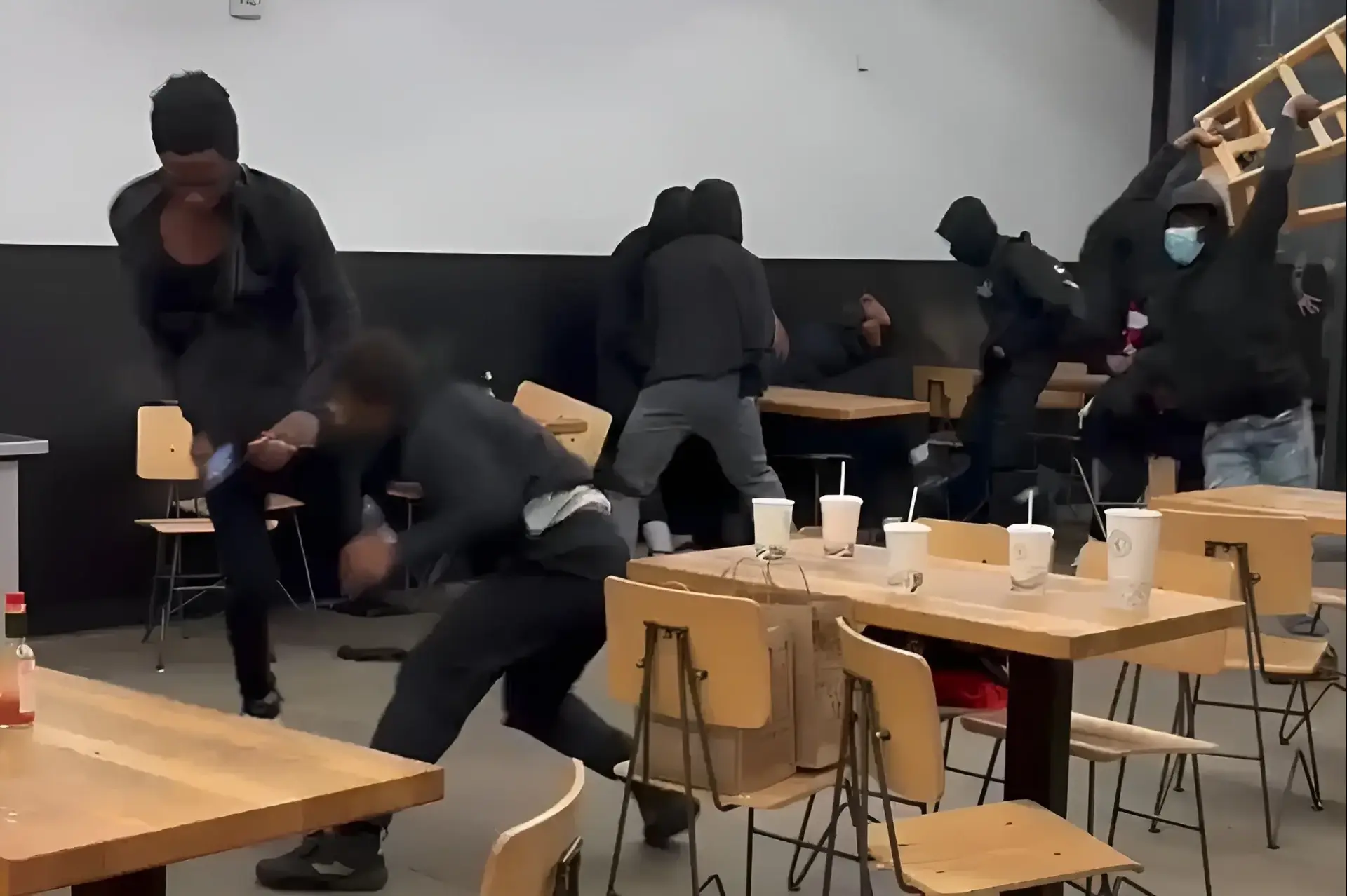 כמחצית מבני הנוער דיווחו על פגיעה מינית 81% מתוכם חוו דיכאון וחרדה | דוח עלם חושף נתונים מטרידים