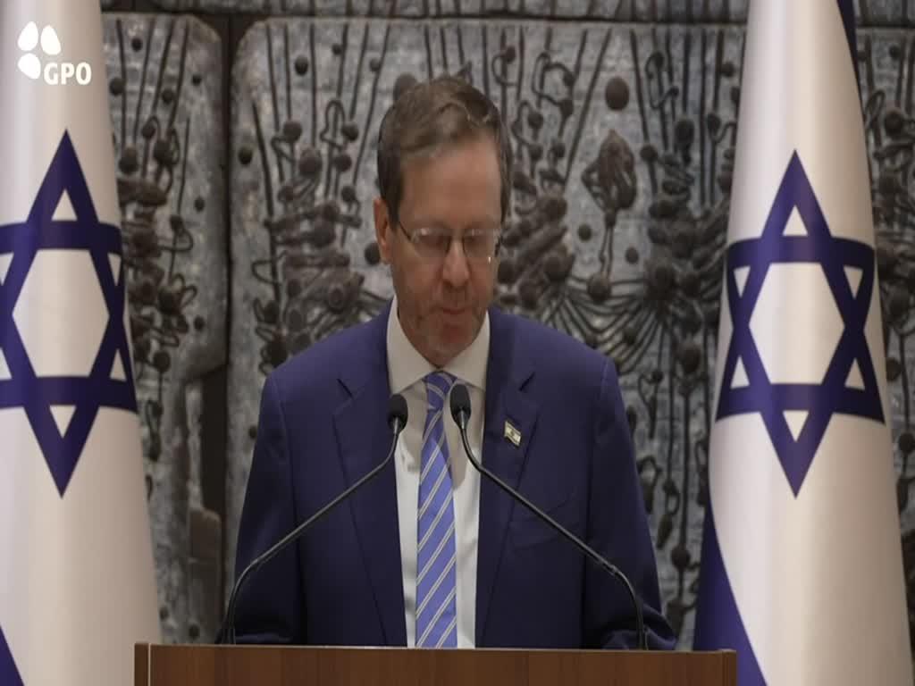 קורץ לרה"מ? הנשיא הרצוג מציע לארגן אירוע למבצע אנטבה - עליו פיקד יוני נתניהו