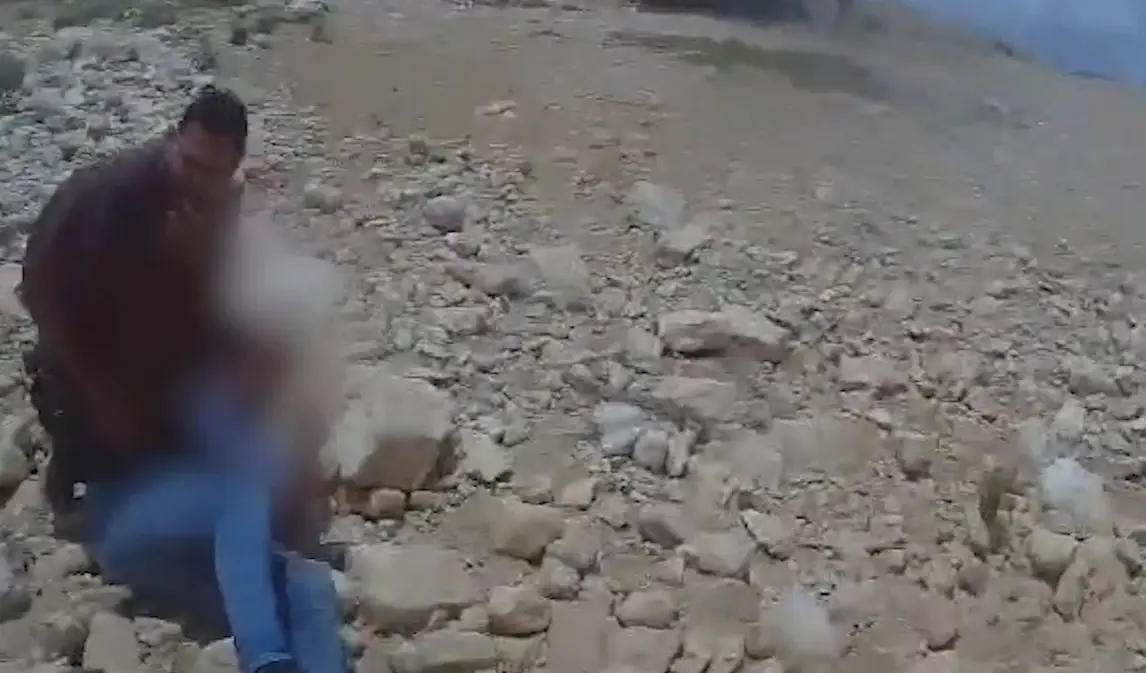 פרסום ראשון: שדדו שליח בבאר שבע ונתפסו בתום מרדף מסוכן | תיעוד