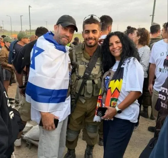 מאות מלווים את סמל נהוראי לייזר בדרכו האחרונה, אמו נפרדה בדמעות: "איך אפשר לקבור אותך?"