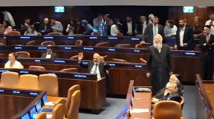 דאגה בש״ס: הסקרים הפנימיים מצביעים על היחלשות - "7 מנדטים, במקרה הטוב 8"
