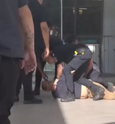 הלום הקרב שסורב כניסה עם כלבו הגיש תביעה ברבע מיליון שקל | פרסום ראשון
